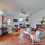Вилла Quinta By Portucasa