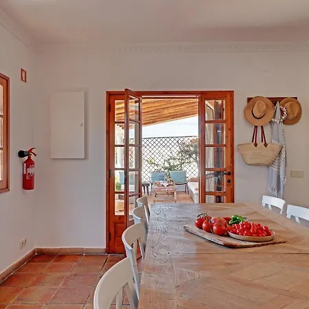 Villa Quinta By Portucasa *